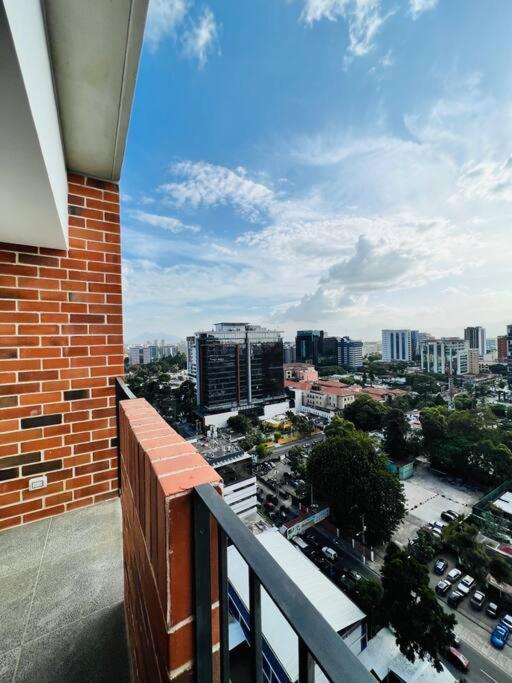Apartamento 2 Habitaciones, Edificio Airali, Zona 10, Miradolo Guatemala City Eksteriør bilde