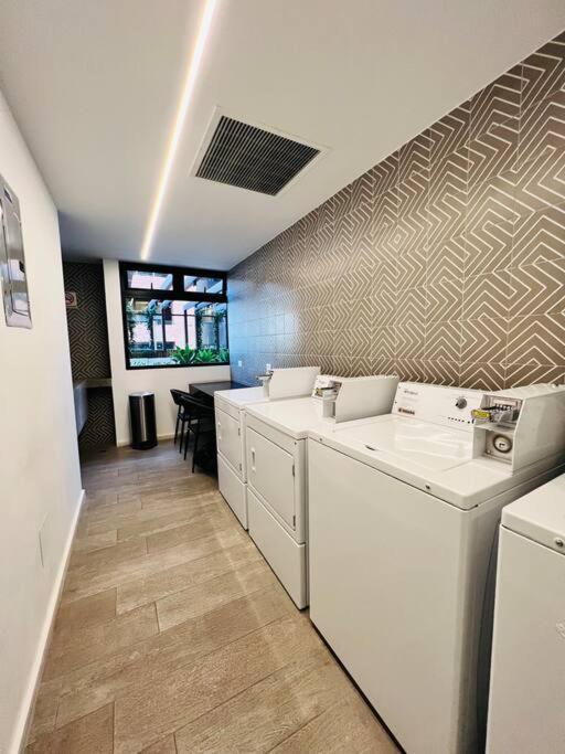 Apartamento 2 Habitaciones, Edificio Airali, Zona 10, Miradolo Guatemala City Eksteriør bilde